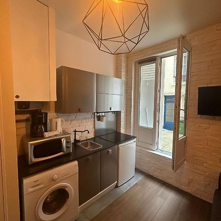Super Location Meets Charming Studio -Ecole Militaries Champ De Mars - 7Th Arrondisment Apartman Párizs Kültér fotó