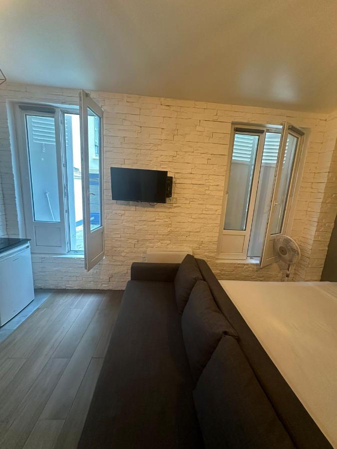 Super Location Meets Charming Studio -Ecole Militaries Champ De Mars - 7Th Arrondisment Apartman Párizs Kültér fotó