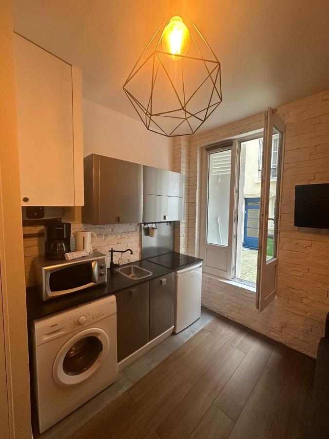 Super Location Meets Charming Studio -Ecole Militaries Champ De Mars - 7Th Arrondisment Apartman Párizs Kültér fotó